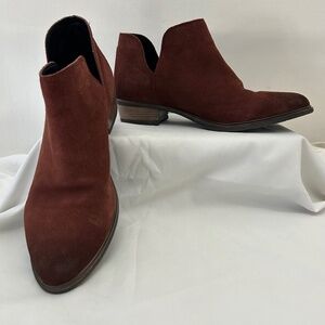 CREVO Leighton Brick Red Suede Leather Bootie Ankle Boots Size 8.5